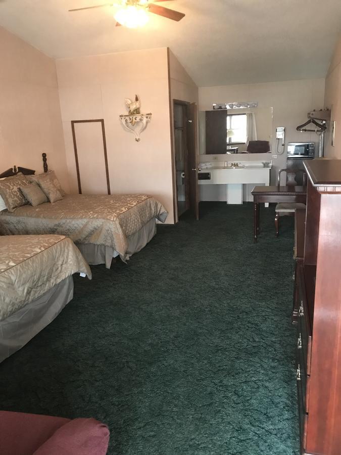 Longhouse Lodge Motel Watkins Glen Kültér fotó