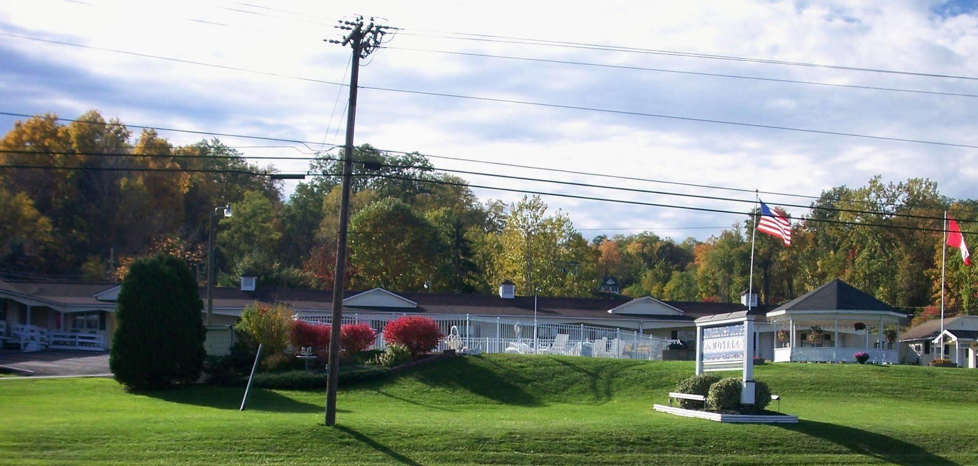 Longhouse Lodge Motel Watkins Glen Kültér fotó